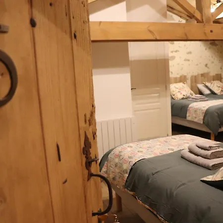 Casa de Férias 3 Etoiles Les Charmes Des Tilleuls Saint-Aubin-du-Plain